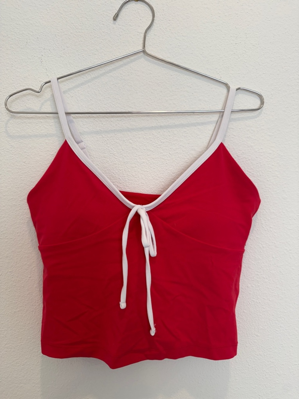 Abercrombie & Fitch YPB studioFLEX Wrap Cami Tank red and white